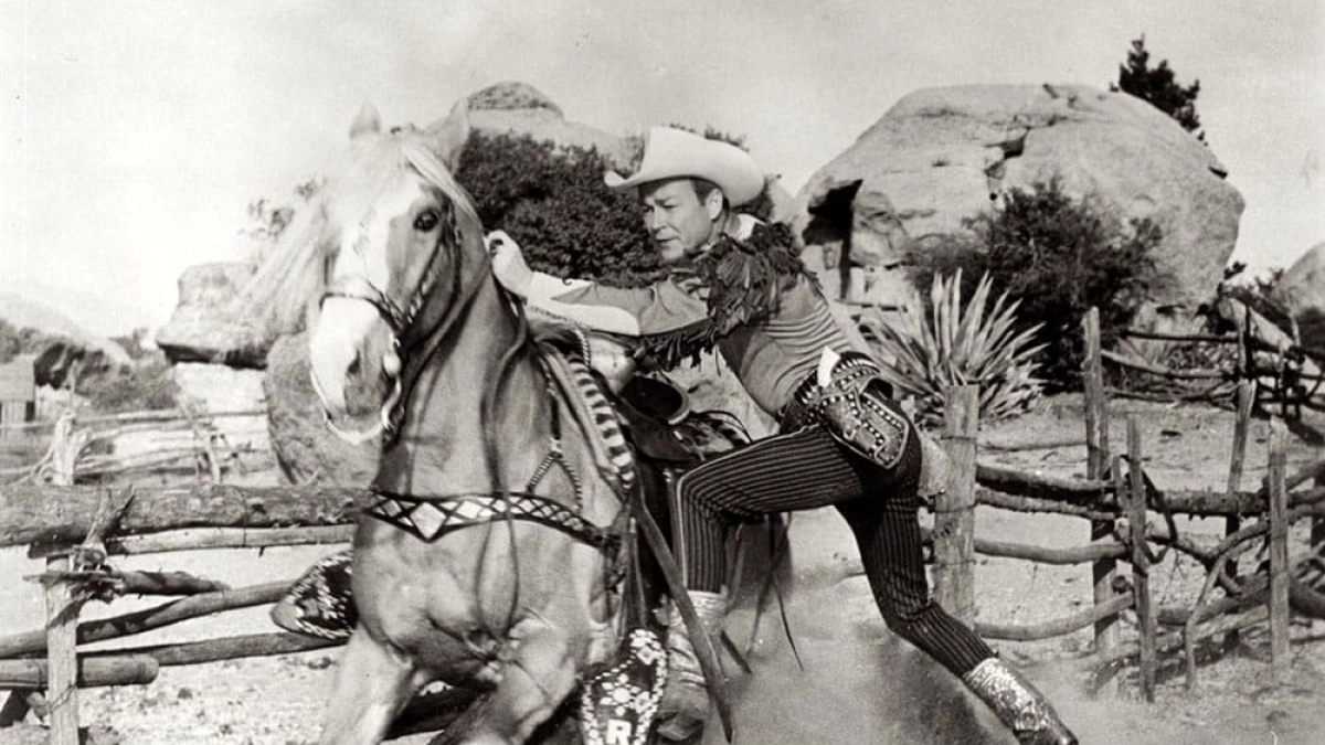 The Horse That Became A Celebrated Western Film Star - COWGIRL  display picture 1