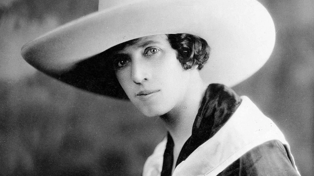Bonnie Gray