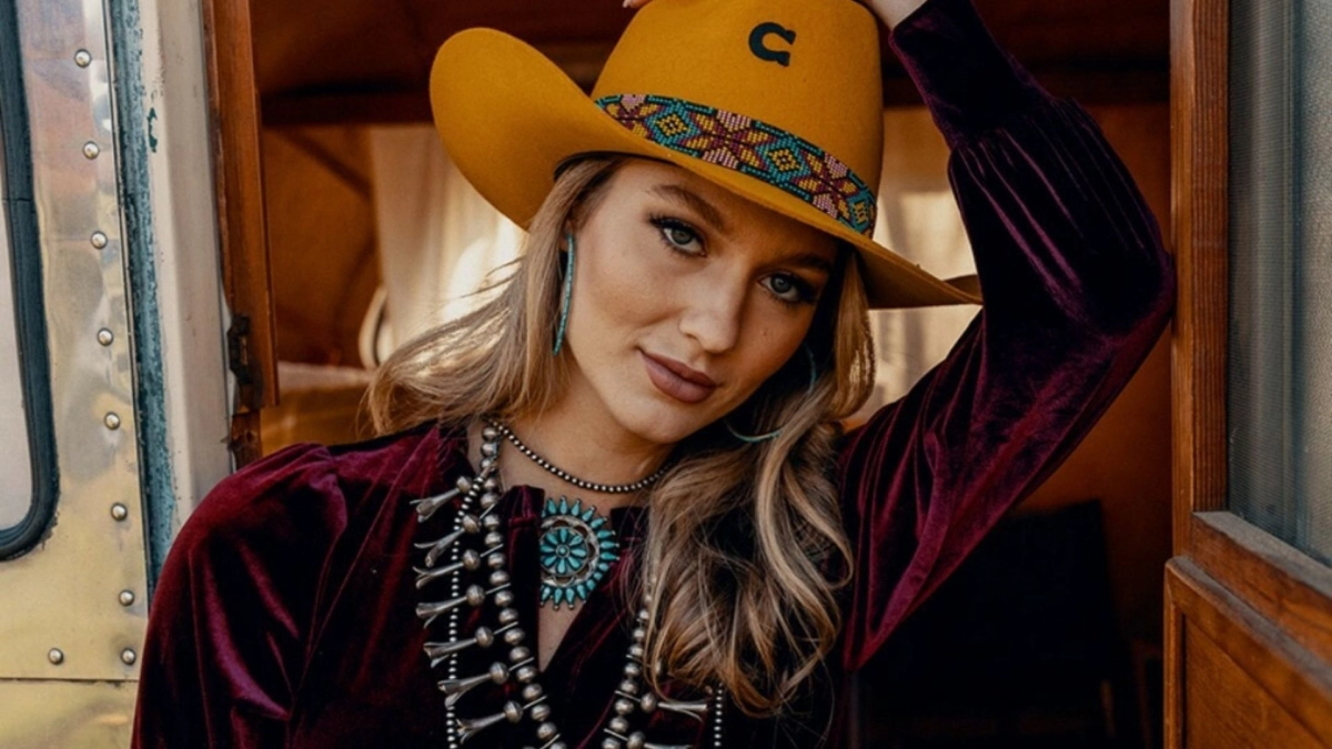4 Felt Hats You Need For Fall