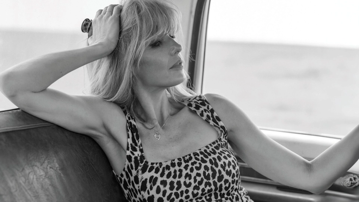 Kelly Reilly: Staking A Claim To A Modern Western Legacy - COWGIRL Magazine