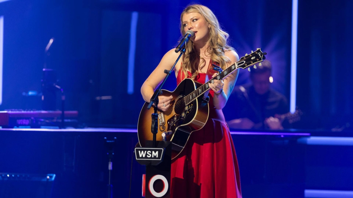 Dasha Releases Oh, Anna! (Live From the Opry) on Her 26th Birthday Dasha Releases Oh, Anna! (Live From the Opry) on Her 26th Birthday