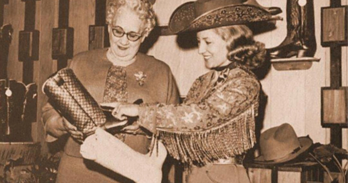 MISS ENID The Texas Lady Bootmaker著者署名入？ enid-justin.jpg.webp?version=