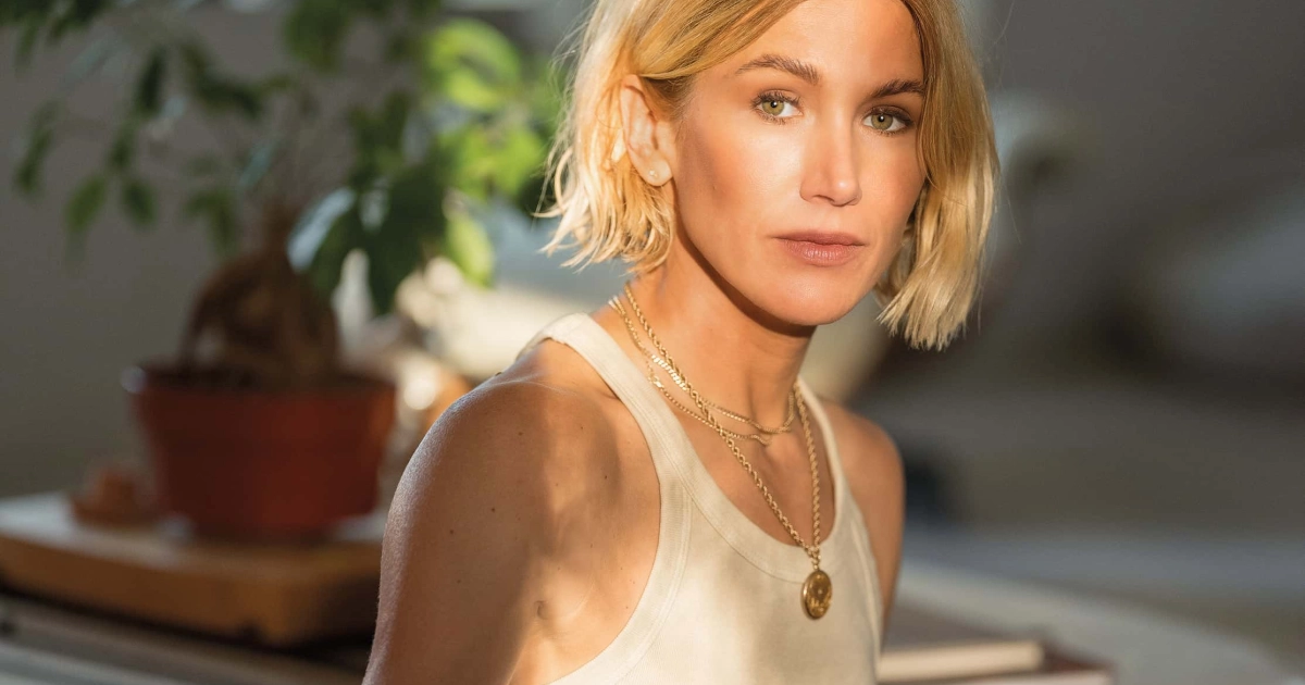 Jennifer Landon