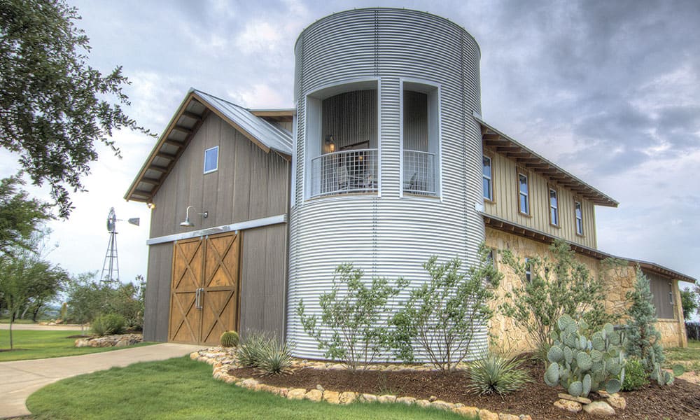A Little Bit Of Heaven At High Ridge Ranch - COWGIRL Magazine