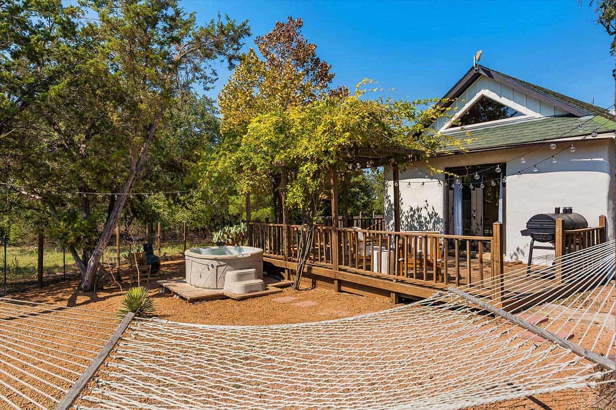 Fall In Love With Your Stay At Falling Star Ranch