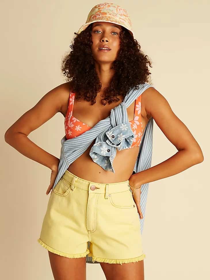 Hot For Summer: Wrangler X Billabong - COWGIRL Magazine