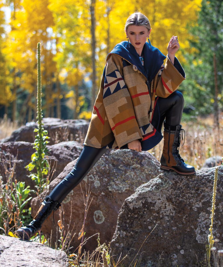 eLLa ⚫︎big collar gilet (mix)⚫︎ Elemental - COWGIRL Magazine